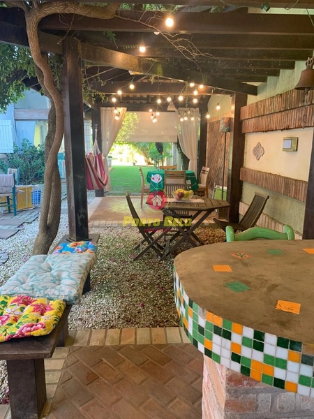 CASA À VENDA COM ESPAÇO AMPLO E ÁREA VERDE: 18ª foto da galeria de imagens do imóvel