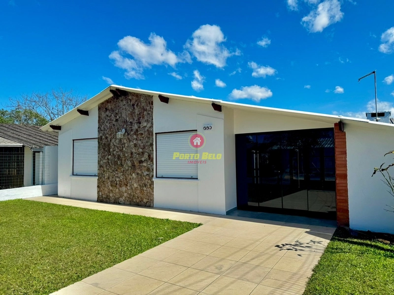 CASA À VENDA COM ESPAÇO AMPLO: 1ª foto da galeria de imagens do imóvel