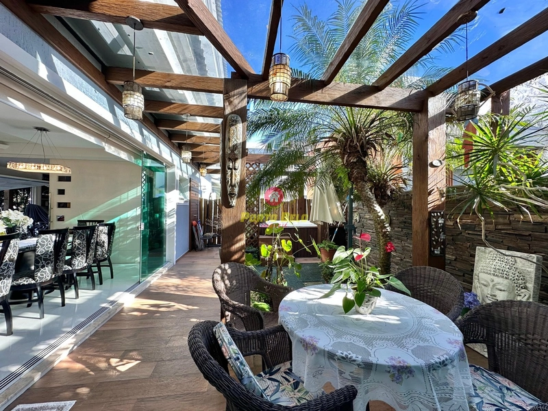 CASA À VENDA COM AMPLO ESPAÇO EXTERNO E INTERNO: 25ª foto da galeria de imagens do imóvel