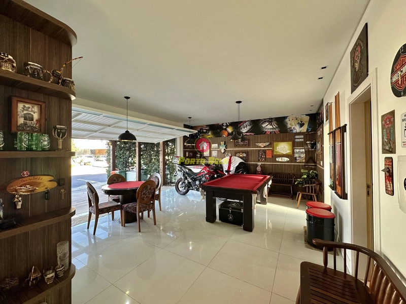 CASA À VENDA COM AMPLO ESPAÇO EXTERNO E INTERNO: 7ª foto da galeria de imagens do imóvel