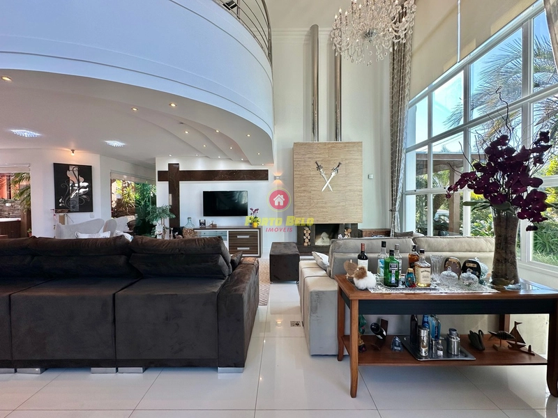 CASA À VENDA COM AMPLO ESPAÇO EXTERNO E INTERNO: 6ª foto da galeria de imagens do imóvel