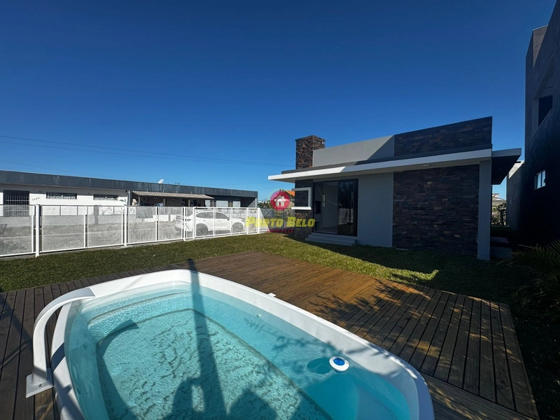CASA À VENDA COM PISCINA E ÓTIMO ESPAÇO AMPLO: 3ª foto da galeria de imagens do imóvel