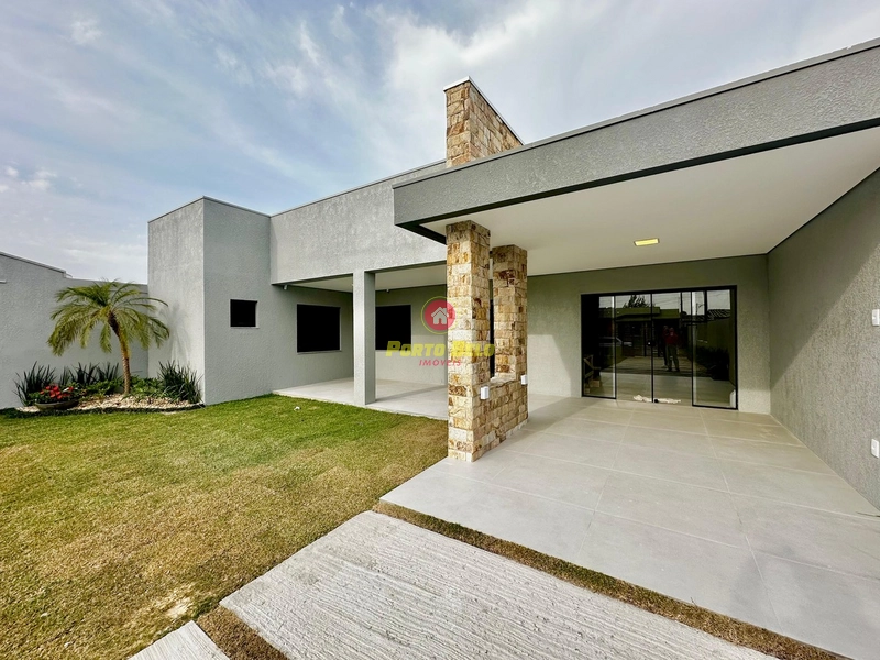 CASA À VENDA COM ESPAÇO AMPLO E SUÍTE: 5ª foto da galeria de imagens do imóvel