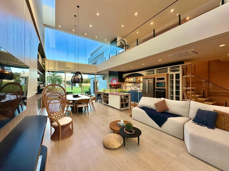 CASA MEDITERRÂNEA EM CONDOMINIO À VENDA: 4ª foto da galeria de imagens do imóvel