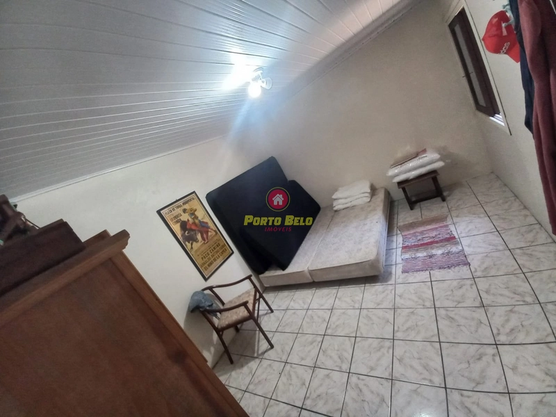 CASA À VENDA PROXIMA A PRAIA E CENTRO: 10ª foto da galeria de imagens do imóvel
