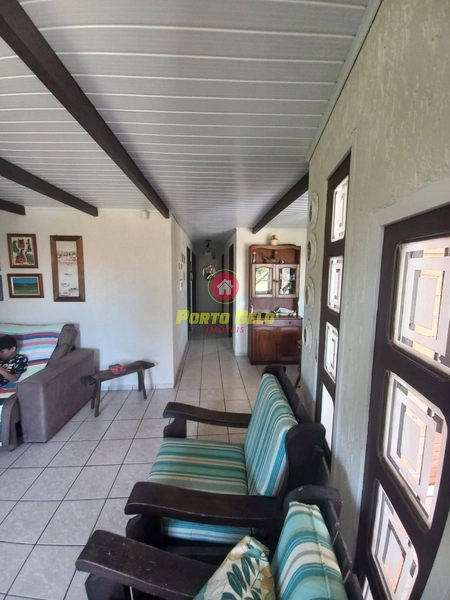 CASA À VENDA PROXIMA A PRAIA E CENTRO: 4ª foto da galeria de imagens do imóvel
