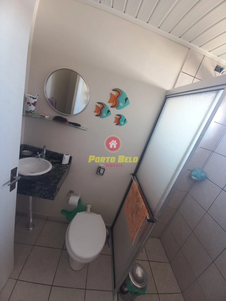 CASA À VENDA PROXIMA A PRAIA E CENTRO: 7ª foto da galeria de imagens do imóvel