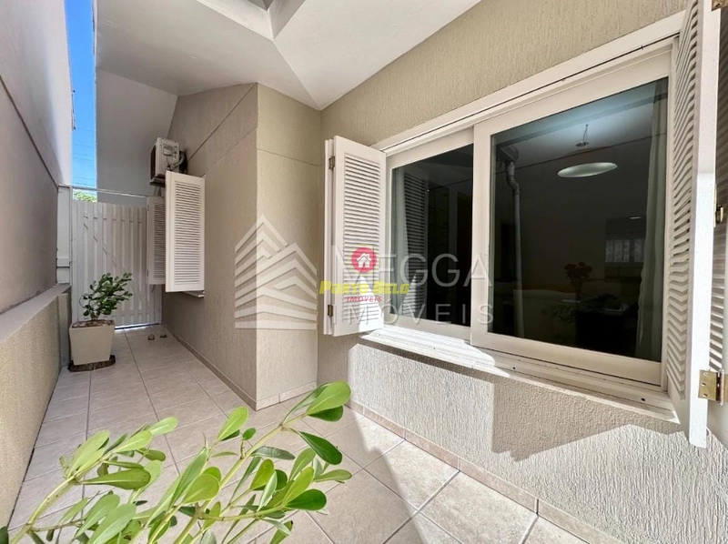 CASA À VENDA PROXIMA DO CENTRO E MAR: 38ª foto da galeria de imagens do imóvel