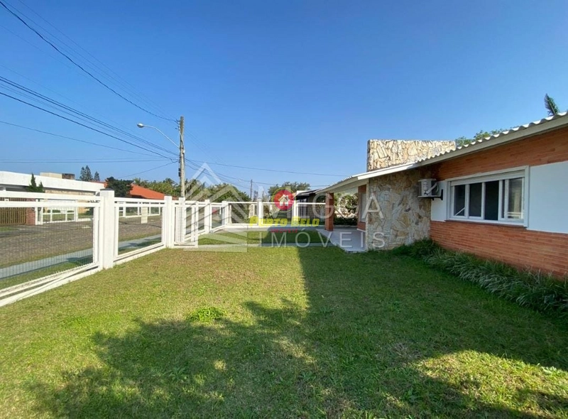 CASA À VENDA PROXIMO AO CENTRO E PRAIA: 6ª foto da galeria de imagens do imóvel