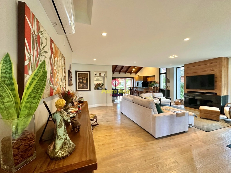 CASA ALTO PADRÃO EM CONDOMINIO BEM LOCALIZADO: 12ª foto da galeria de imagens do imóvel