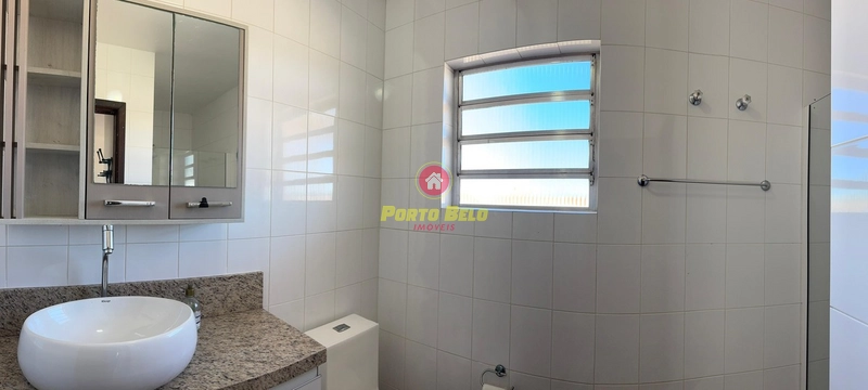 SOBRADO DE ESQUINA PERTO DA PRAIA: 20ª foto da galeria de imagens do imóvel