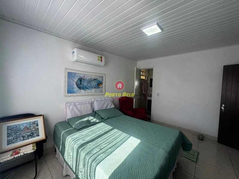 CASA A 50M DA PRAIA COM PISCINA: 17ª foto da galeria de imagens do imóvel