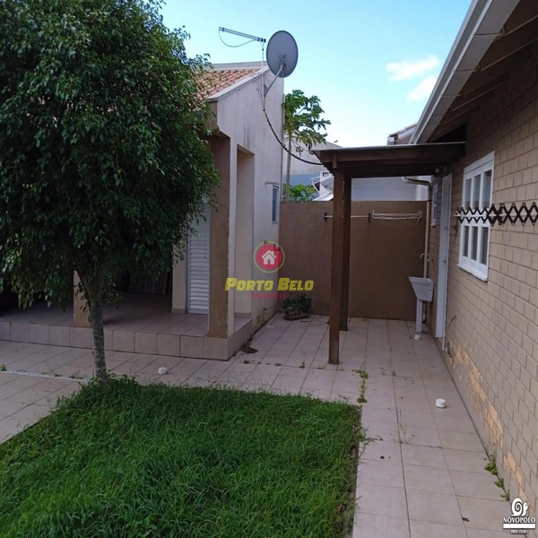 CASA APENAS A 50M DO MAR: 11ª foto da galeria de imagens do imóvel