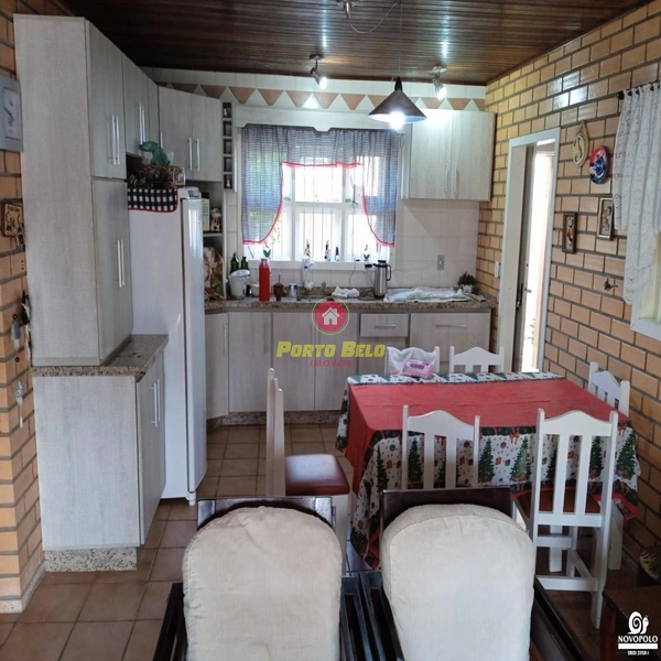 CASA APENAS A 50M DO MAR: 8ª foto da galeria de imagens do imóvel