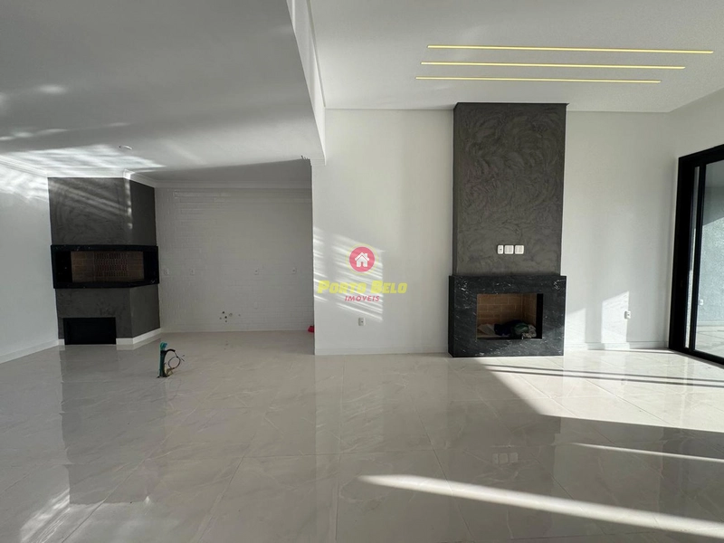 CASA NOVA A 400M DA PRAIA: 5ª foto da galeria de imagens do imóvel