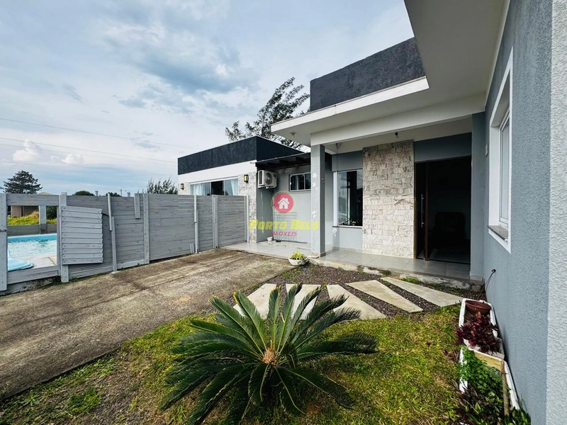 CASA DE ESQUINA COM PISCINA: 20ª foto da galeria de imagens do imóvel