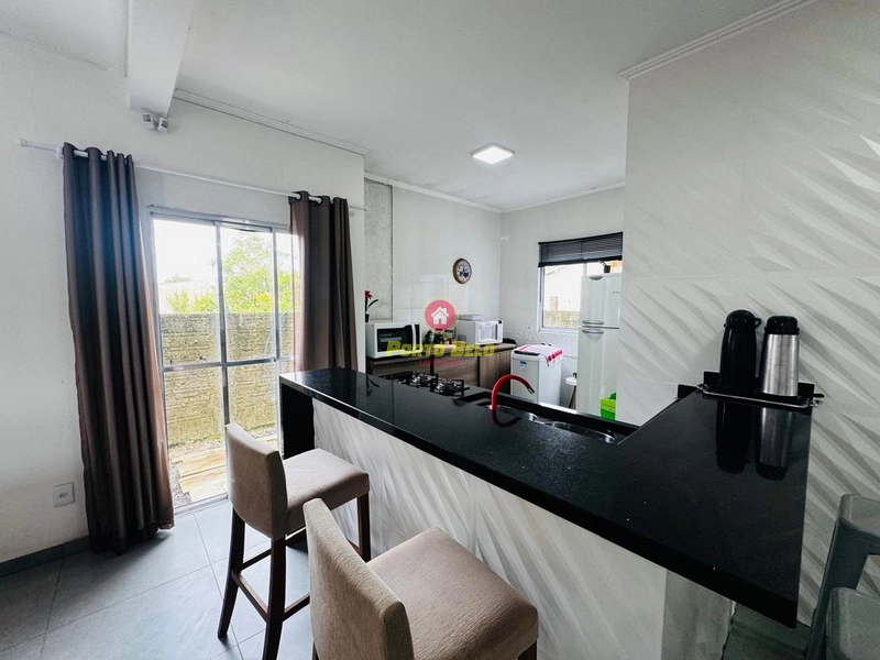 CASA DE ESQUINA COM PISCINA: 25ª foto da galeria de imagens do imóvel