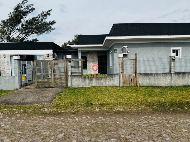 CASA DE ESQUINA COM PISCINA: 31ª foto da galeria de imagens do imóvel