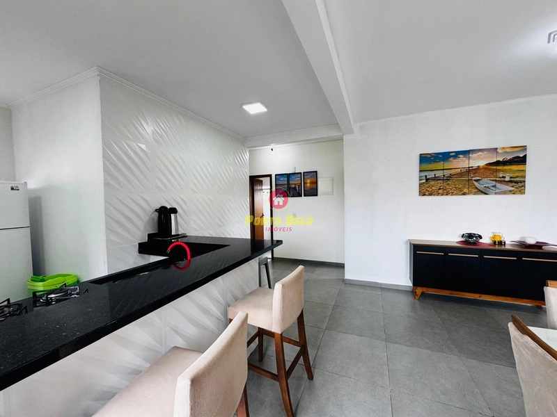 CASA DE ESQUINA COM PISCINA: 27ª foto da galeria de imagens do imóvel