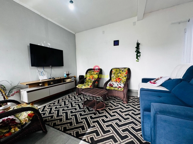 CASA DE ESQUINA COM PISCINA: 21ª foto da galeria de imagens do imóvel