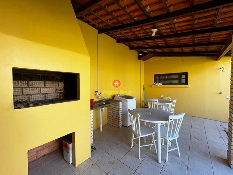 CASA EM FRENTE AO MAR: 16ª foto da galeria de imagens do imóvel