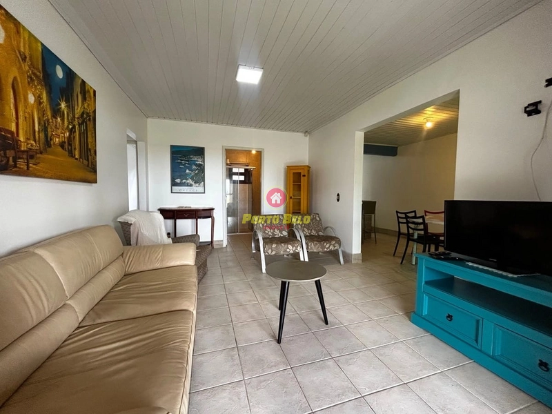 CASA EM FRENTE AO MAR: 2ª foto da galeria de imagens do imóvel