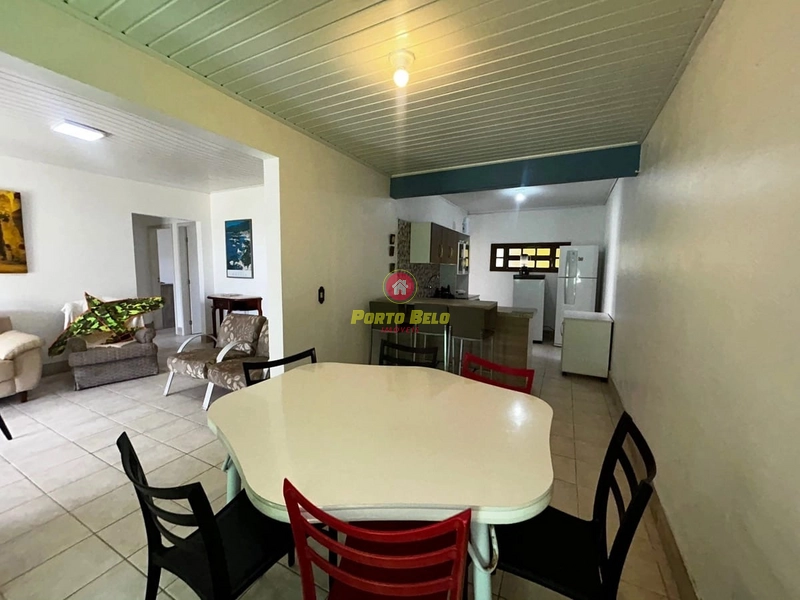 CASA EM FRENTE AO MAR: 6ª foto da galeria de imagens do imóvel