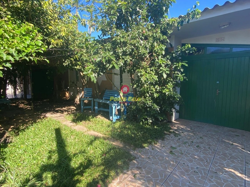 CASA C/ LAJE PERTO DA PRAIA