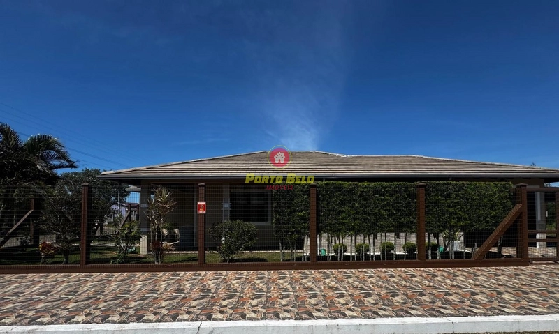 BOA CASA DE ESQUINA: 4ª foto da galeria de imagens do imóvel