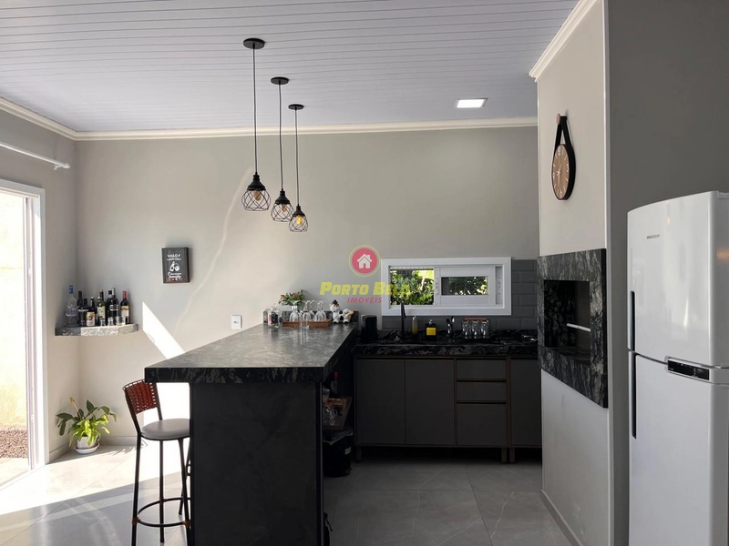 CASA À VENDA EM RAINHA DO MAR: 8ª foto da galeria de imagens do imóvel