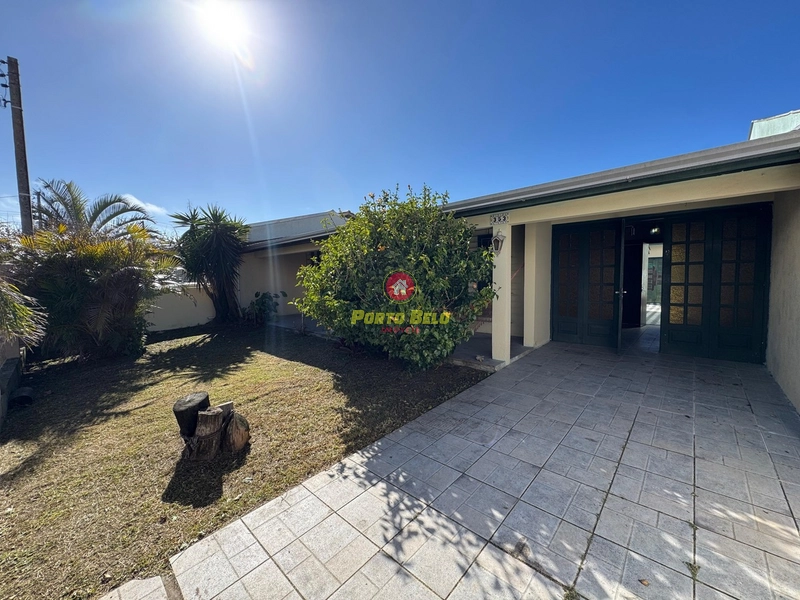 APENAS 150M DA PRAIA