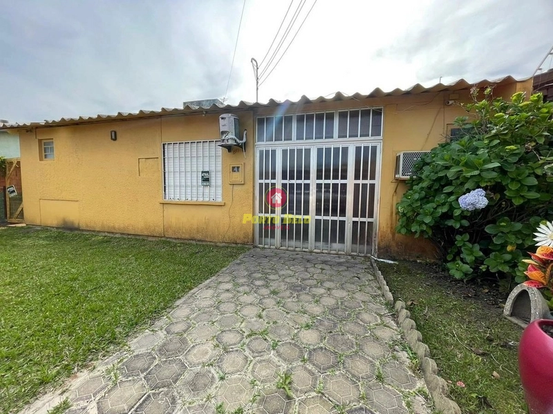 CASA AO LADO DO COND. PENÍNSULA: 2ª foto da galeria de imagens do imóvel