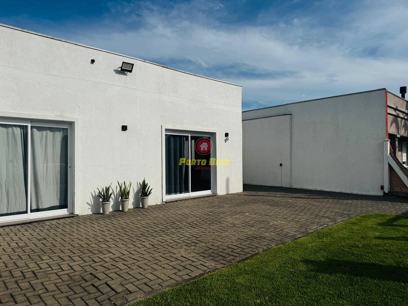 EXCELENTE CASA PRÓXIMA À PRAIA: 2ª foto da galeria de imagens do imóvel