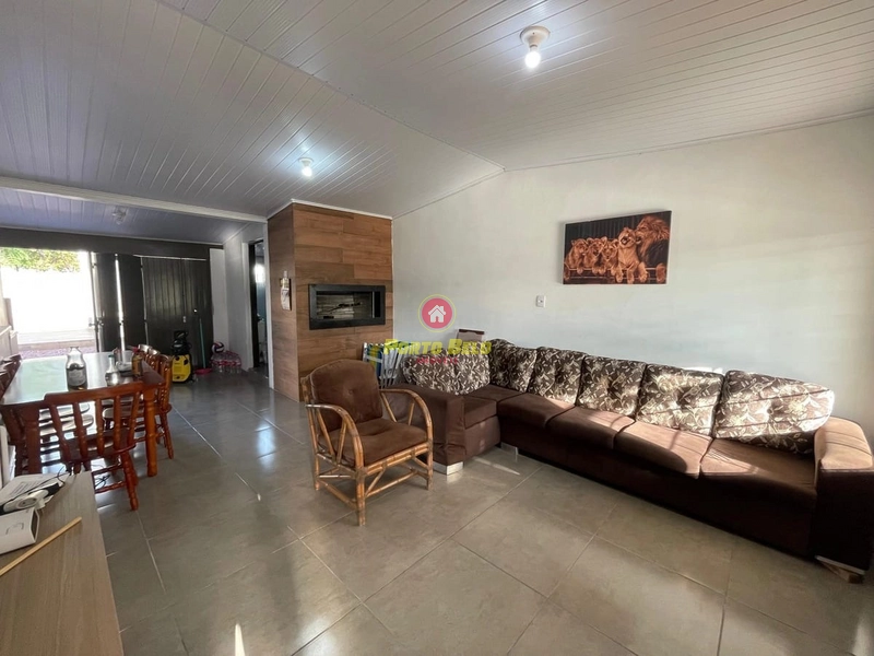 CASA PRÓXIMA AO CENTRO: 2ª foto da galeria de imagens do imóvel