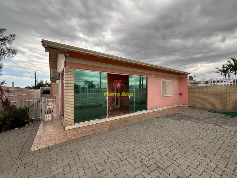 CASA COM LAJE EM ESQUINA: 1ª foto da galeria de imagens do imóvel