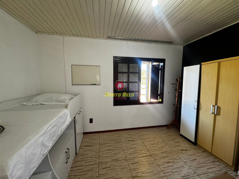 CASA DE ESQUINA 2 TERRENOS: 12ª foto da galeria de imagens do imóvel