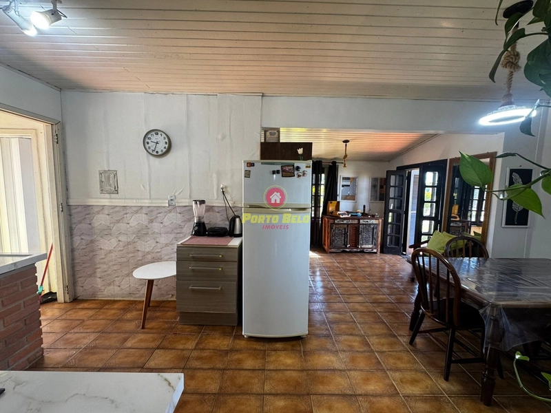 CASA DE ESQUINA 2 TERRENOS: 5ª foto da galeria de imagens do imóvel