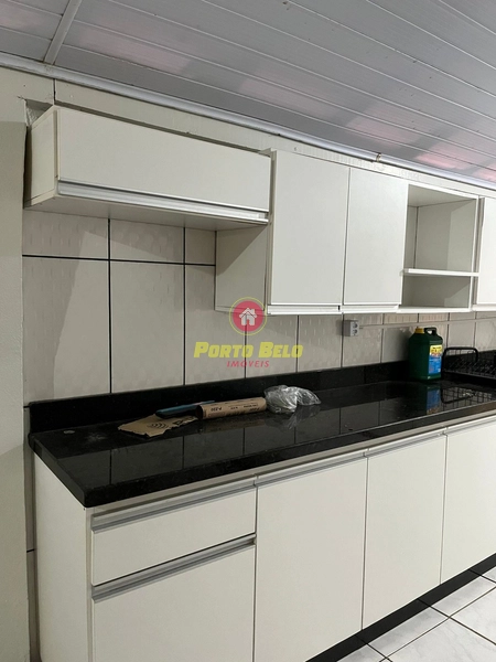 CASA DE ESQUINA NA AVENIDA PRINCIPAL: 4ª foto da galeria de imagens do imóvel