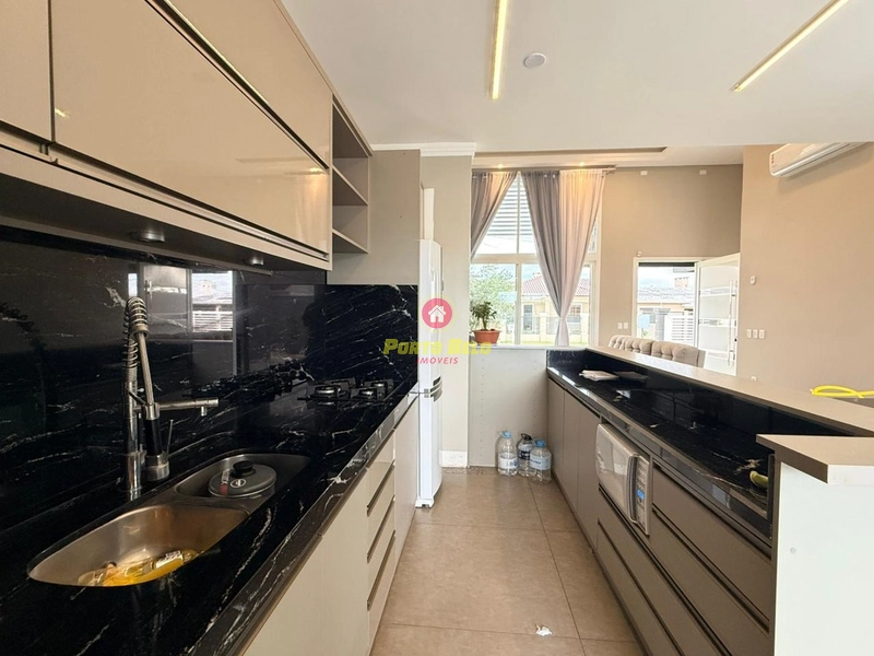 EXCELENTE CASA A 250M DA PRAIA: 21ª foto da galeria de imagens do imóvel