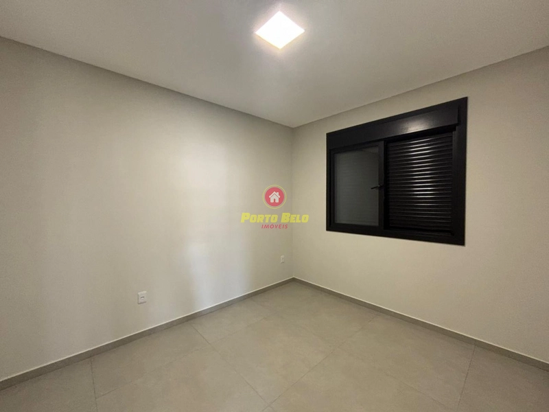 CASA TOP À VENDA PRÓXIMA AO CENTRO: 5ª foto da galeria de imagens do imóvel