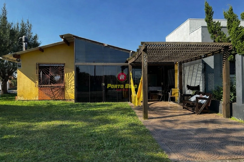 CASA DE ESQUINA 100M DA PARAGUASSU