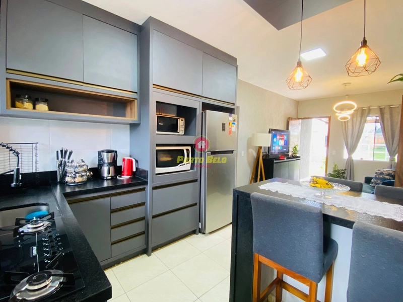 GEMINADO À VENDA EM ATLÂNTIDA SUL: 2ª foto da galeria de imagens do imóvel