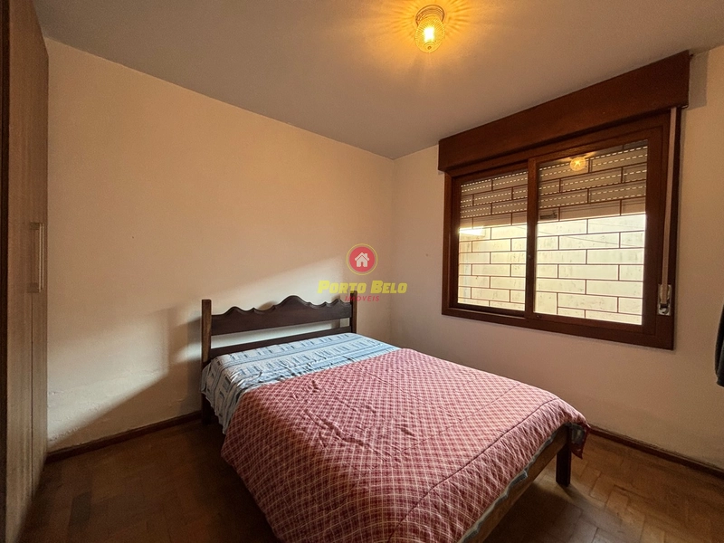 CASA DE ESQUINA EM LAJE | 100M DA PRAIA: 6ª foto da galeria de imagens do imóvel