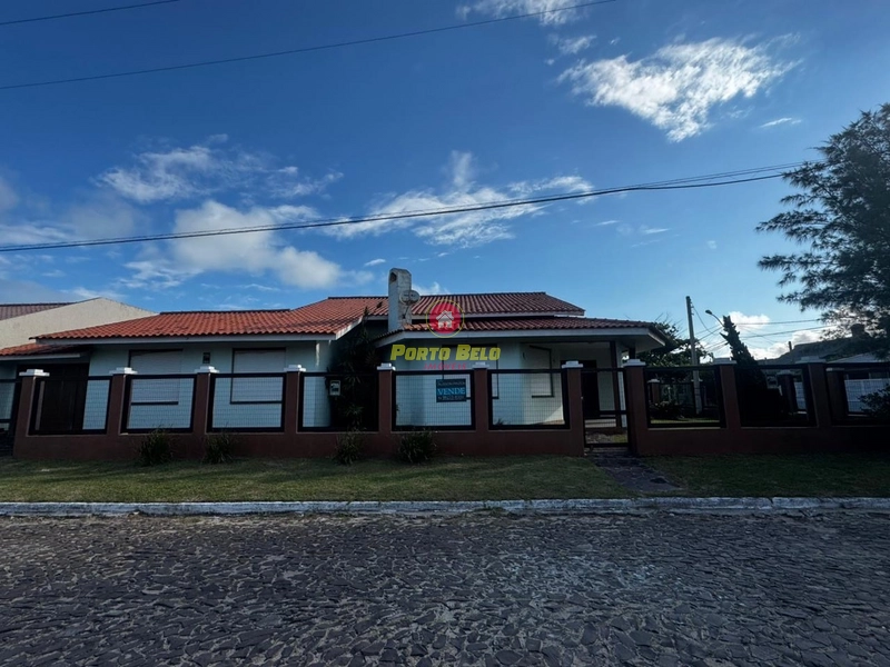 CASA DE ESQUINA EM LAJE | 100M DA PRAIA: 14ª foto da galeria de imagens do imóvel