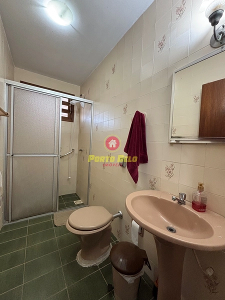 CASA DE ESQUINA EM LAJE | 100M DA PRAIA: 4ª foto da galeria de imagens do imóvel