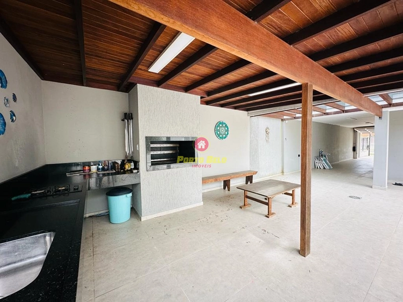 CASA DE ALTO PADRÃO 2 QUADRAS DO MAR: 9ª foto da galeria de imagens do imóvel