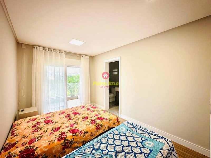 CASA DE ALTO PADRÃO 2 QUADRAS DO MAR: 15ª foto da galeria de imagens do imóvel