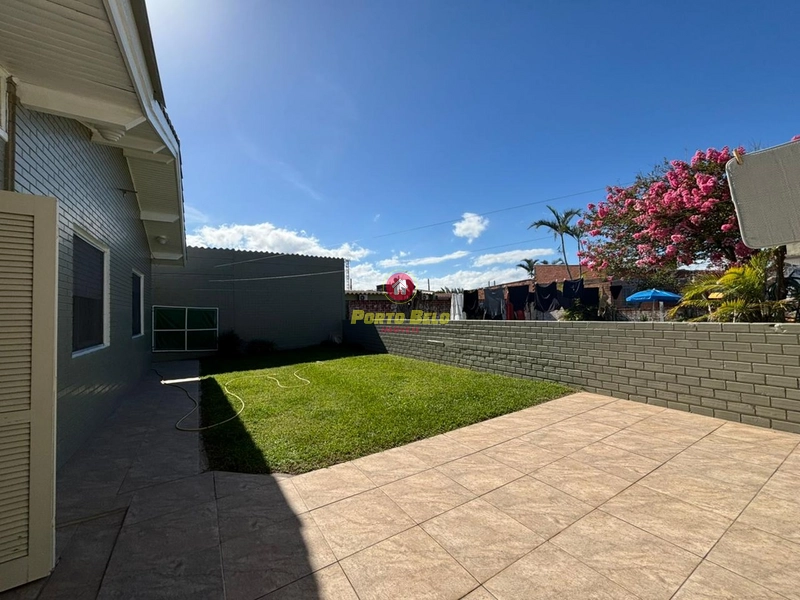 CASA À VENDA NA AVENIDA, A 300 M DO MAR.: 24ª foto da galeria de imagens do imóvel