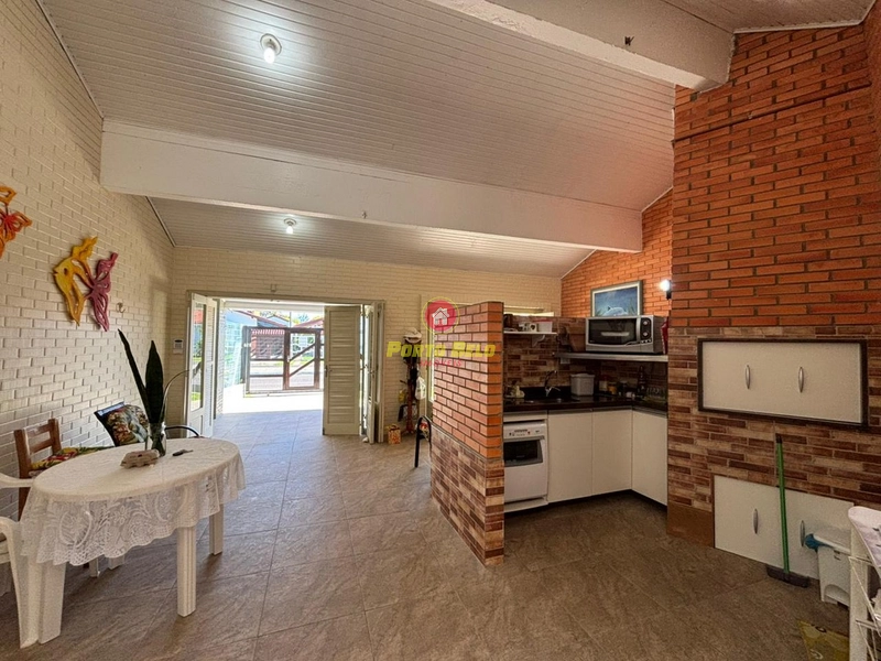 CASA À VENDA NA AVENIDA, A 300 M DO MAR.: 12ª foto da galeria de imagens do imóvel