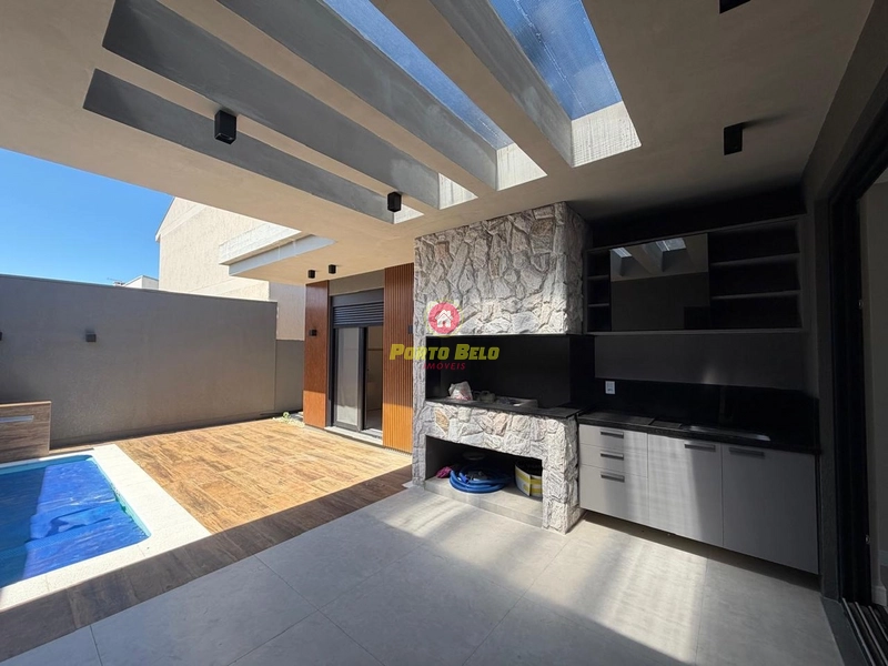 CASA DE ALTO PADRÃO 200M DA PRAIA: 10ª foto da galeria de imagens do imóvel